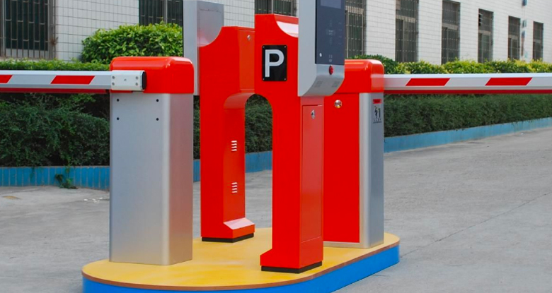 廣龍鑫：停車場安裝監(jiān)控服務(wù)